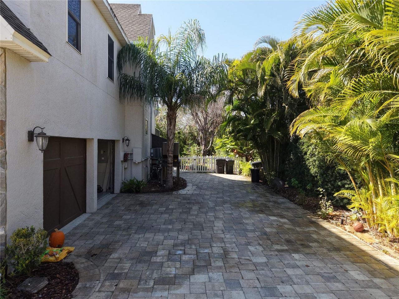 16200 Forest Oaks Drive, Fort Myers, FL 33908 Photo