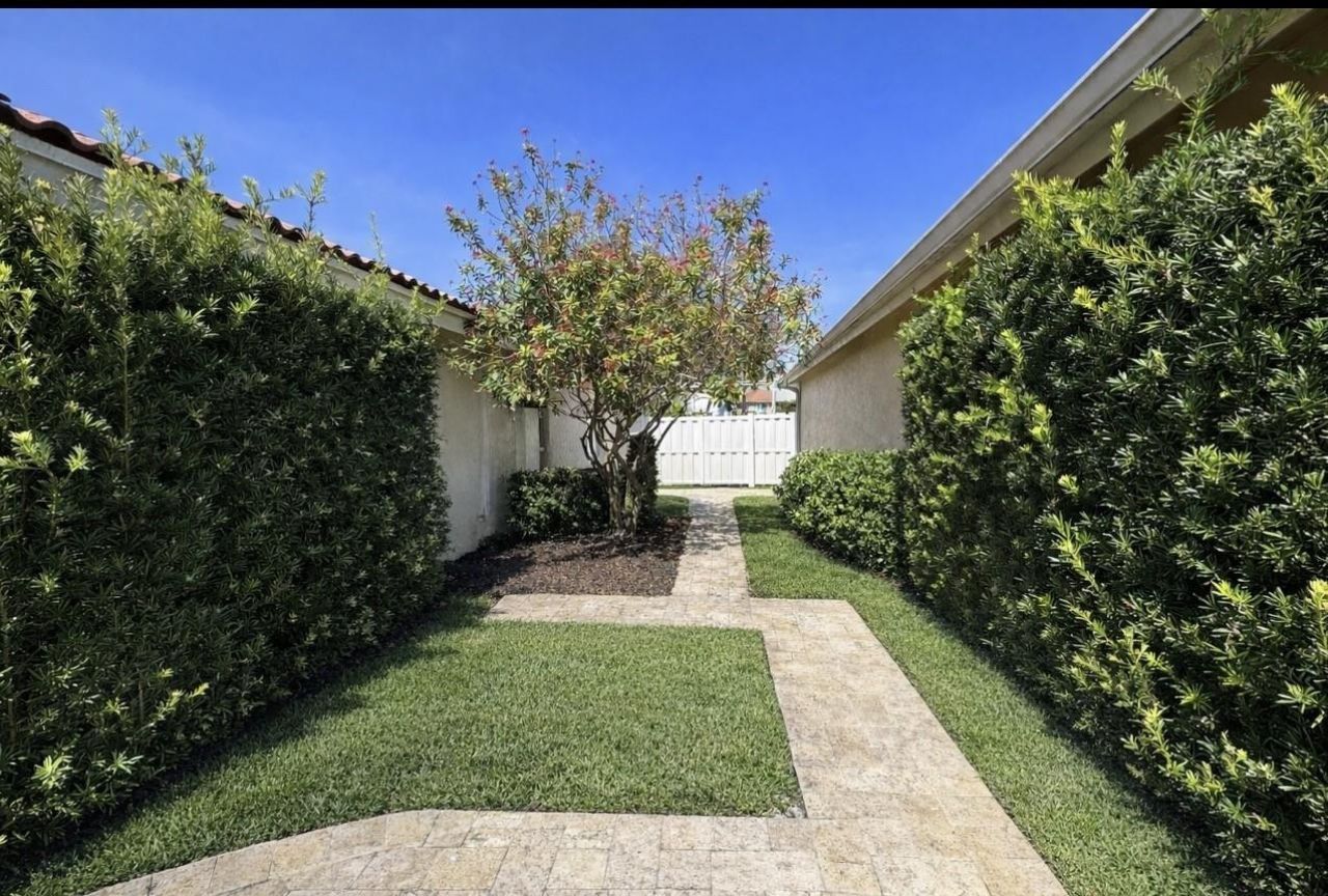 16534 NW 10th Street, Pembroke Pines, FL 33028 Photo