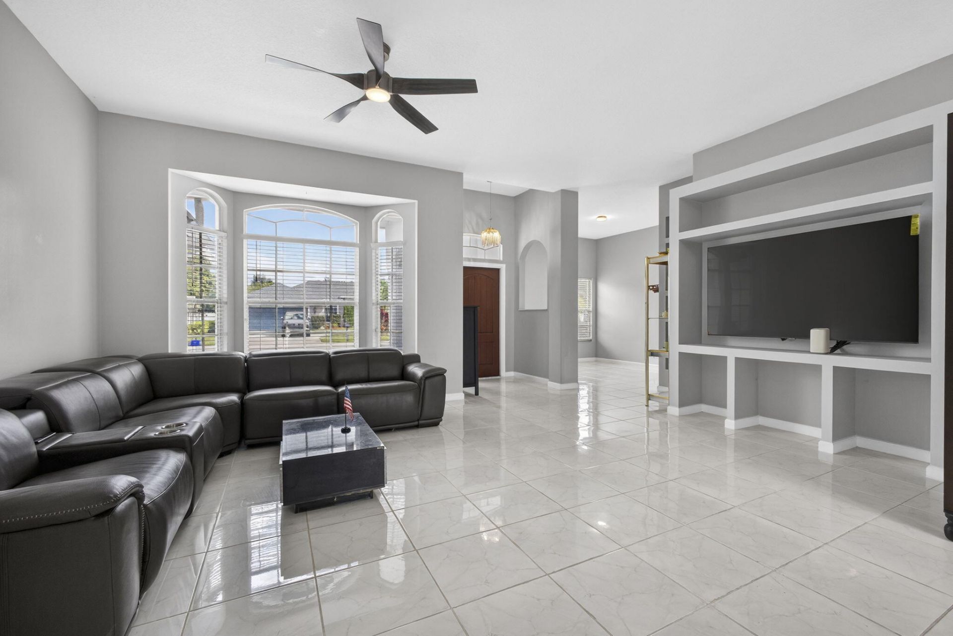 102 Brook Woode Court, Royal Palm Beach, FL 33411 Photo