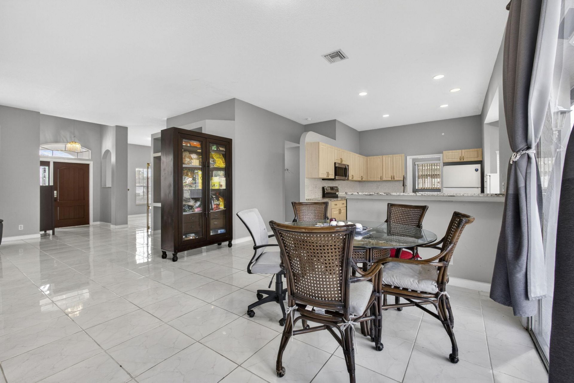 102 Brook Woode Court, Royal Palm Beach, FL 33411 Photo