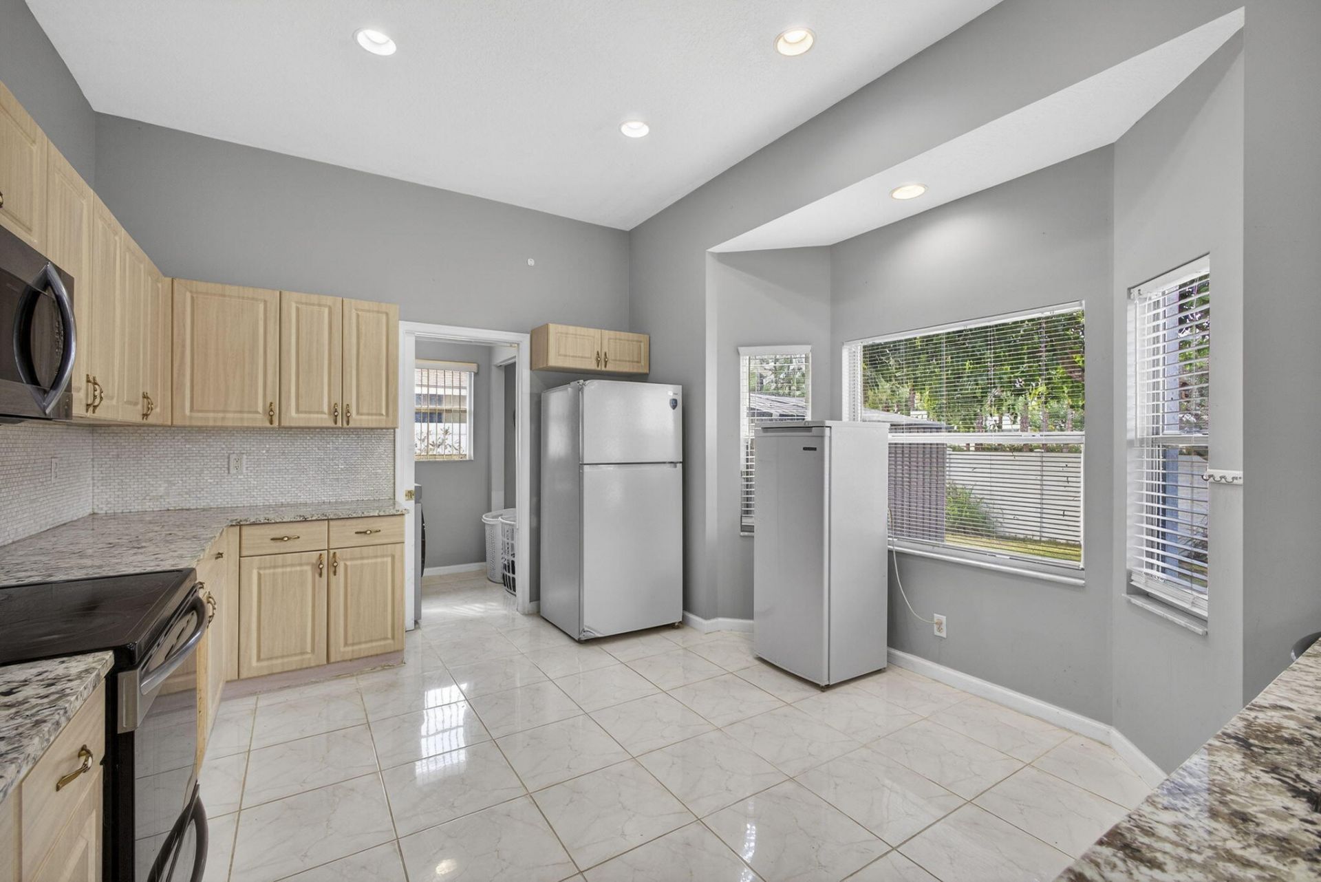 102 Brook Woode Court, Royal Palm Beach, FL 33411 Photo