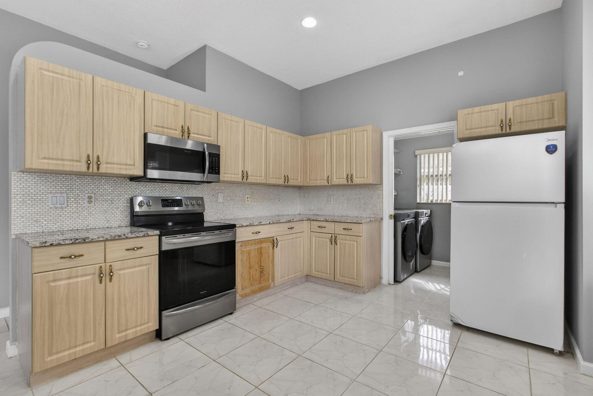 102 Brook Woode Court, Royal Palm Beach, FL 33411 Photo