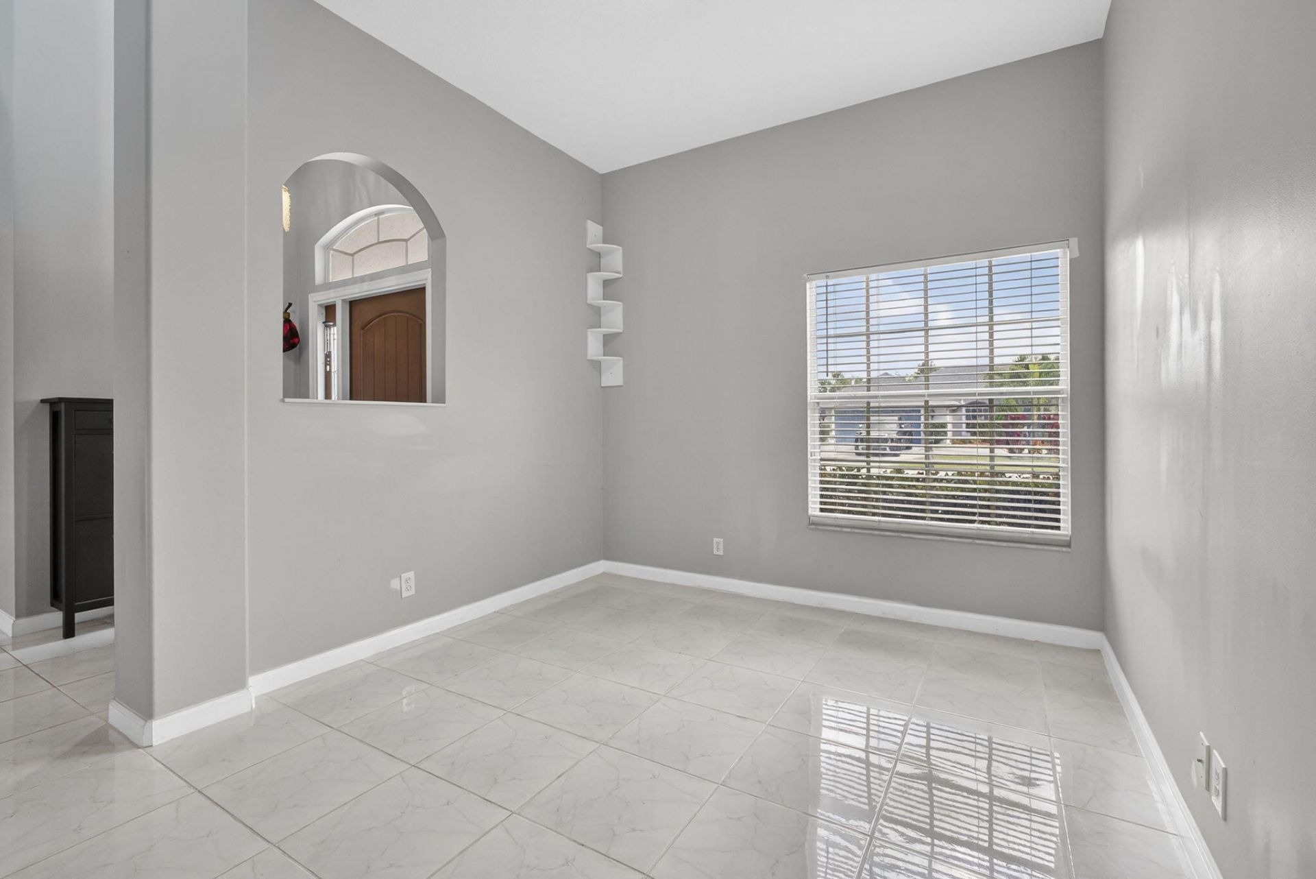 102 Brook Woode Court, Royal Palm Beach, FL 33411 Photo