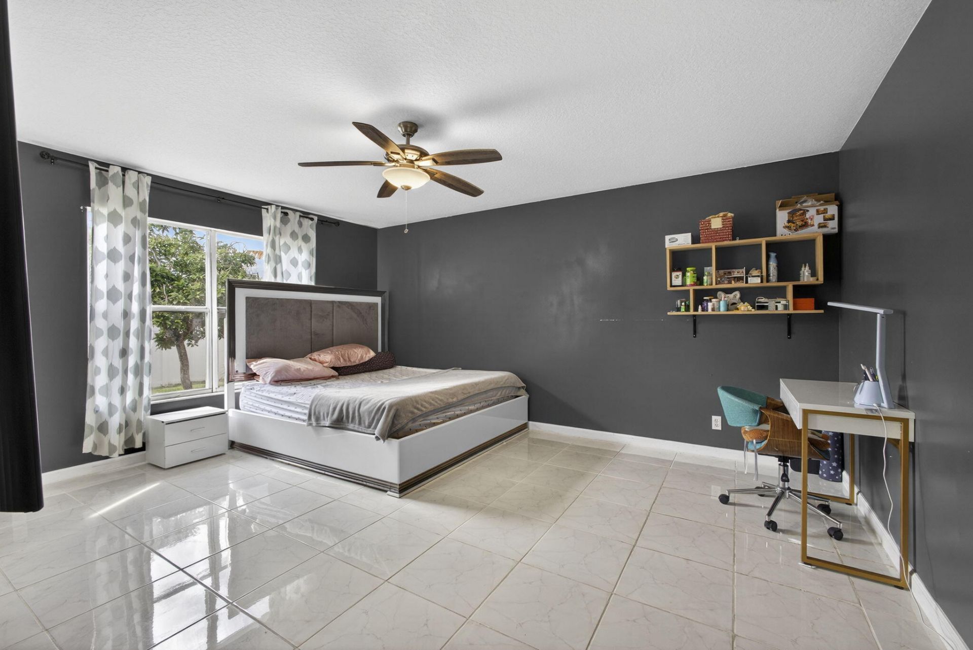 102 Brook Woode Court, Royal Palm Beach, FL 33411 Photo