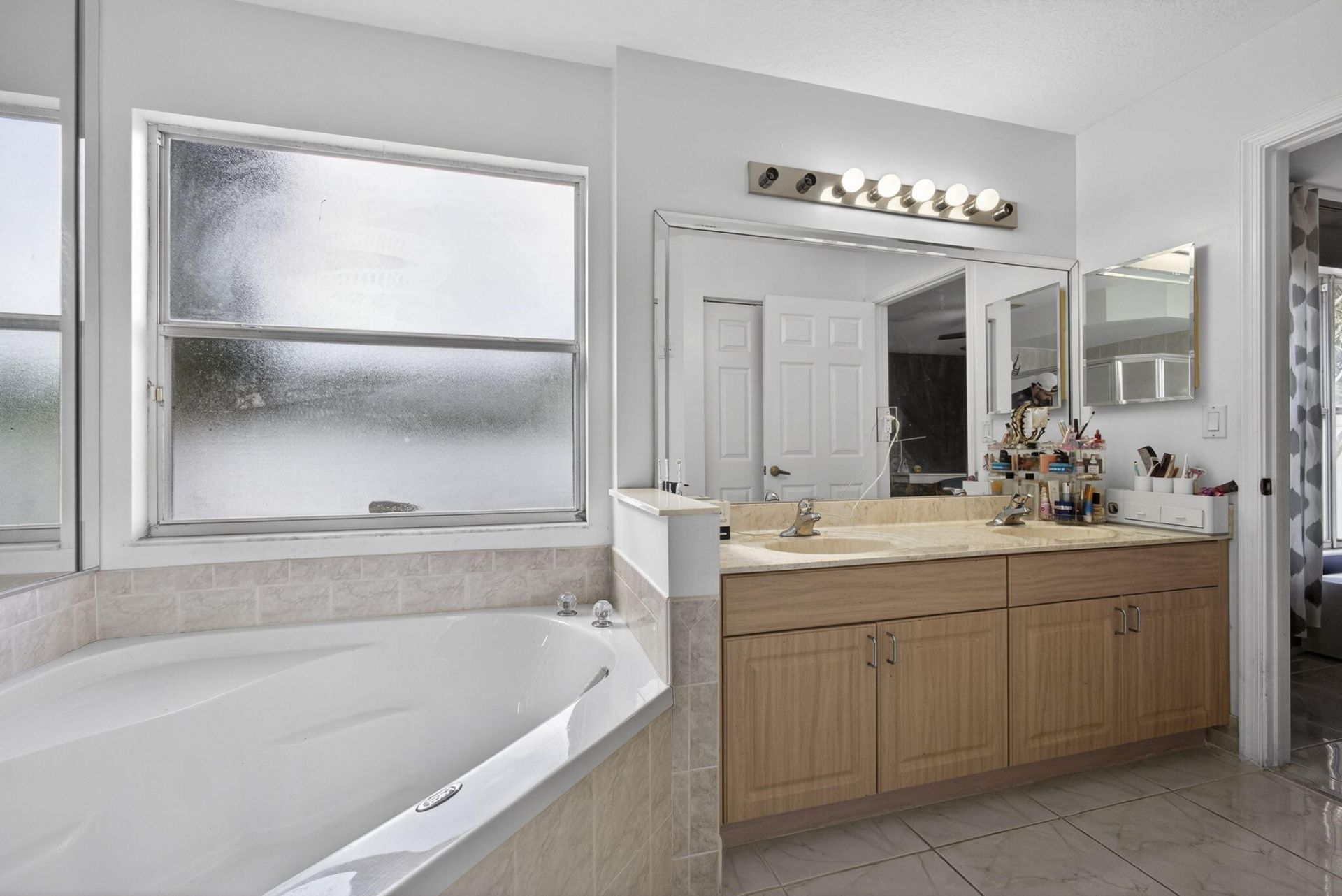 102 Brook Woode Court, Royal Palm Beach, FL 33411 Photo