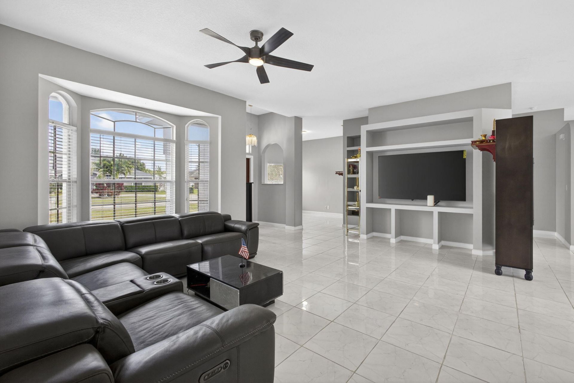 102 Brook Woode Court, Royal Palm Beach, FL 33411 Photo