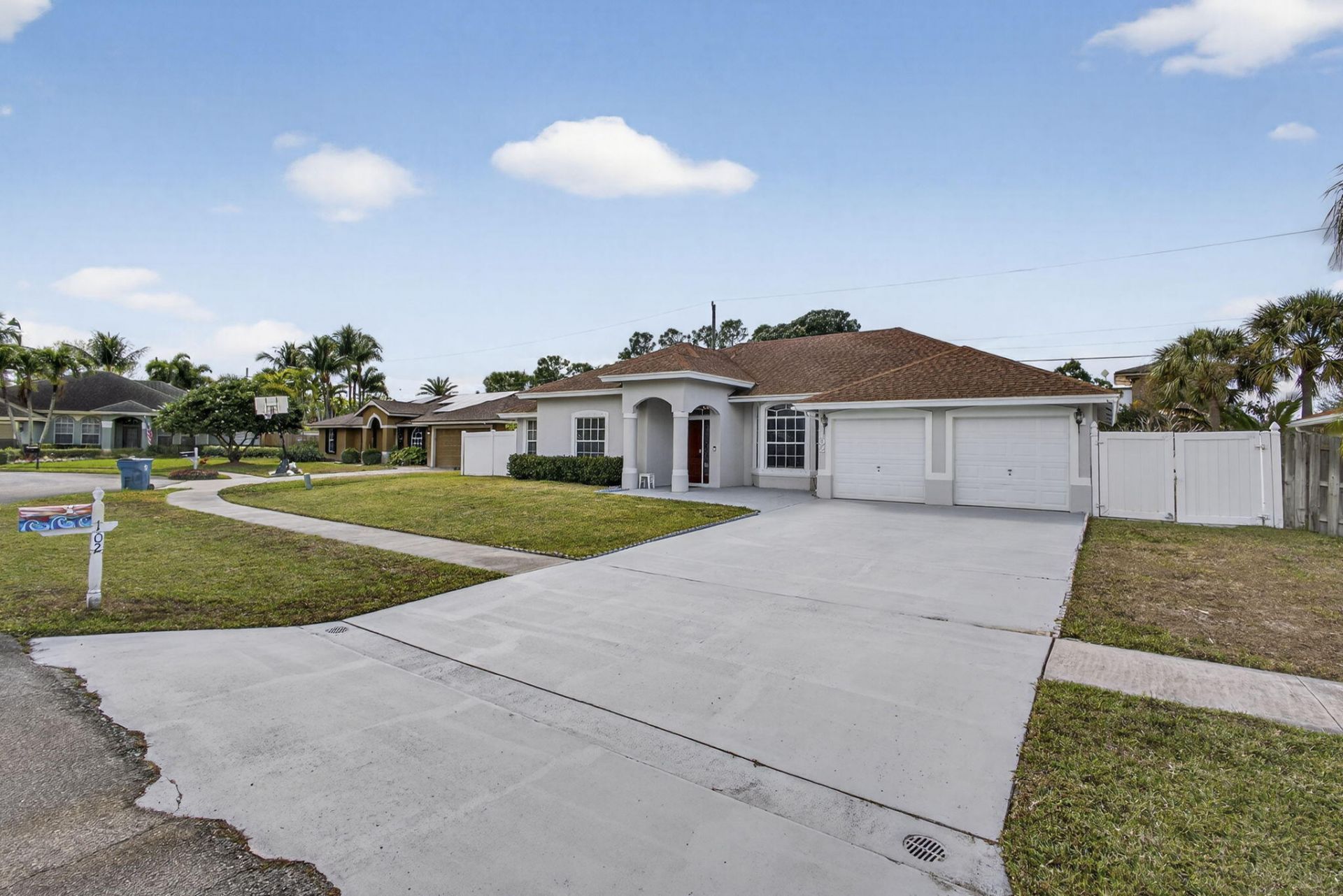 102 Brook Woode Court, Royal Palm Beach, FL 33411 Photo