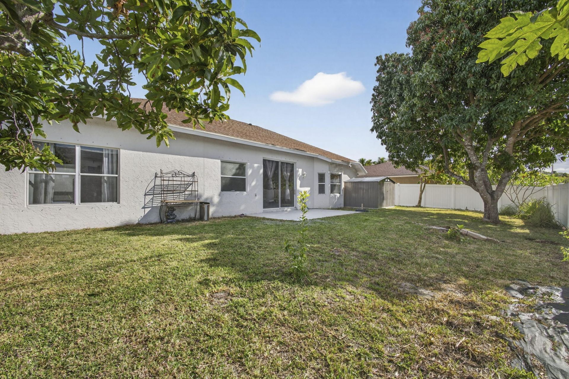 102 Brook Woode Court, Royal Palm Beach, FL 33411 Photo