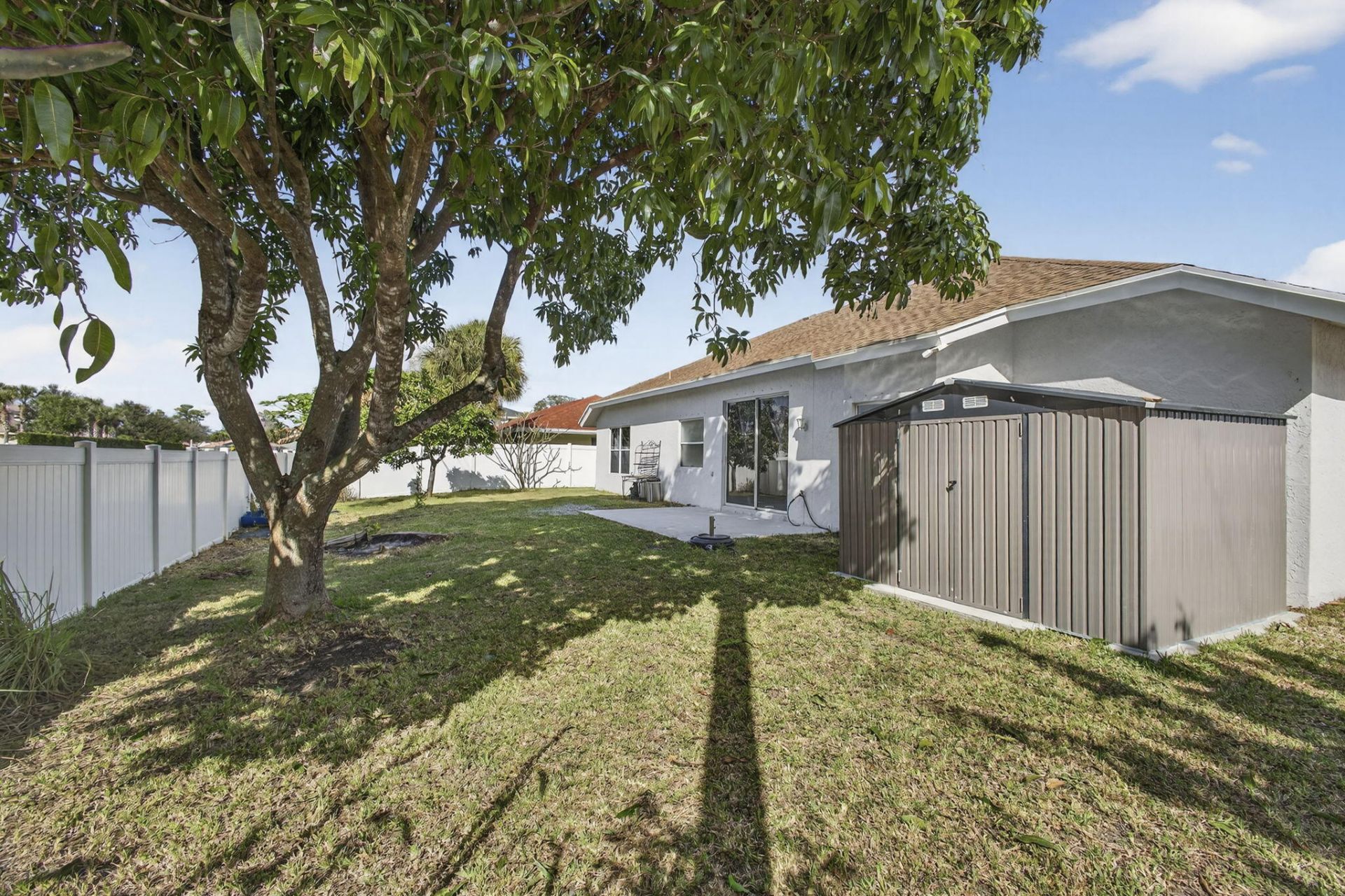 102 Brook Woode Court, Royal Palm Beach, FL 33411 Photo