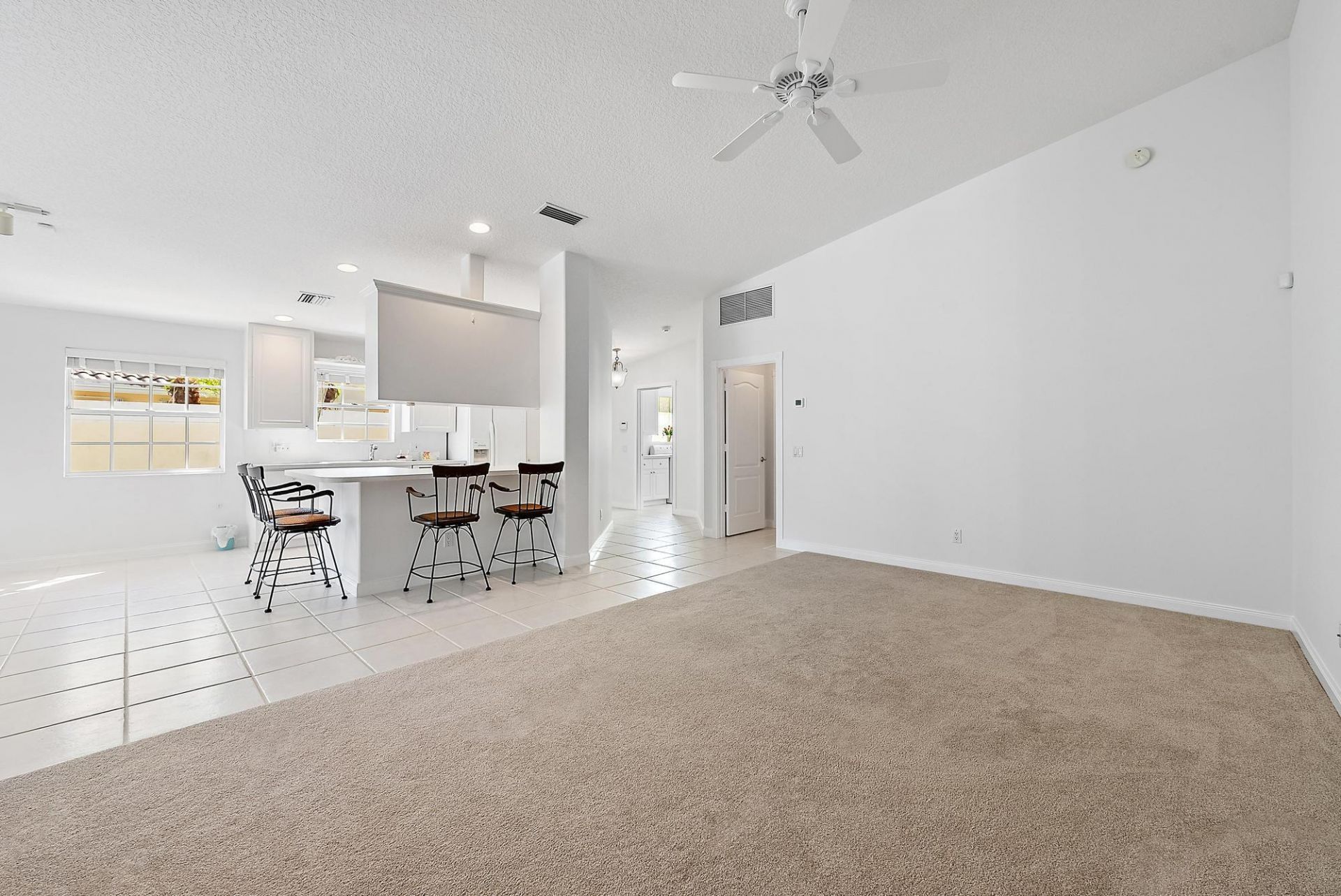 699 Hudson Bay Drive, Palm Beach Gardens, FL 33410 Photo