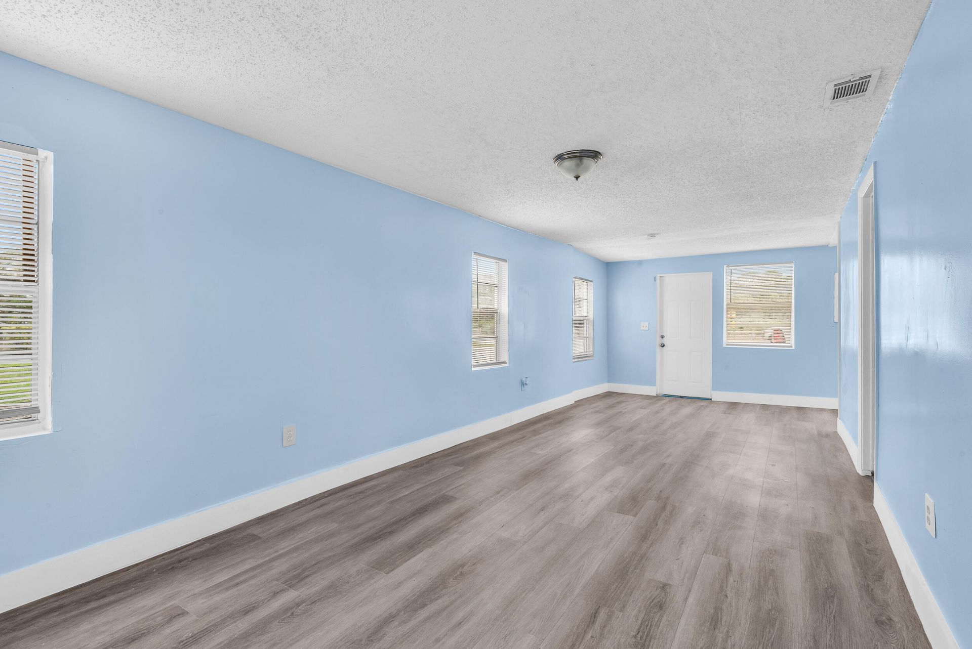 1497 Silver Beach Road, Riviera Beach, FL 33404 Photo