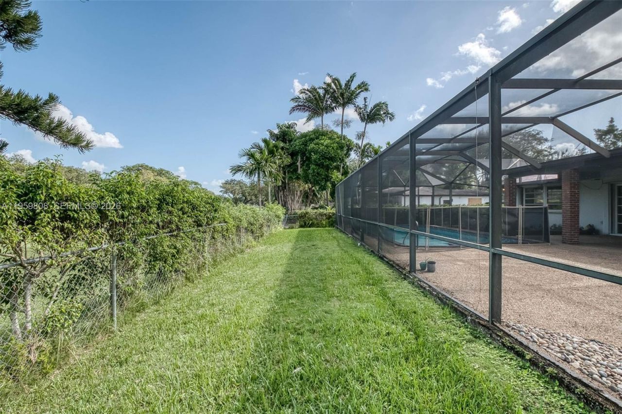 9801 SW 99th St , Miami, FL 33176 Photo