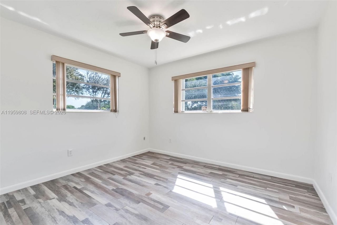 9801 SW 99th St , Miami, FL 33176 Photo