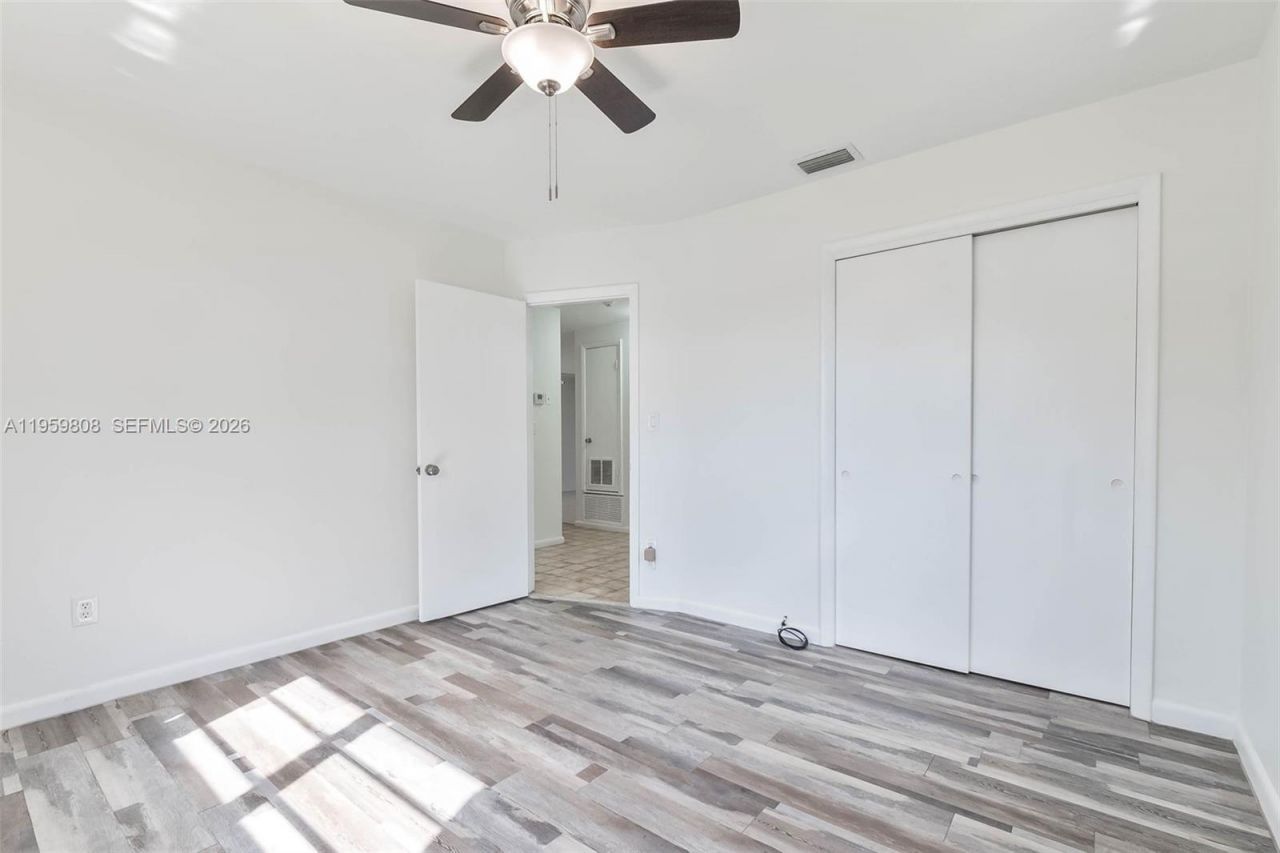 9801 SW 99th St , Miami, FL 33176 Photo