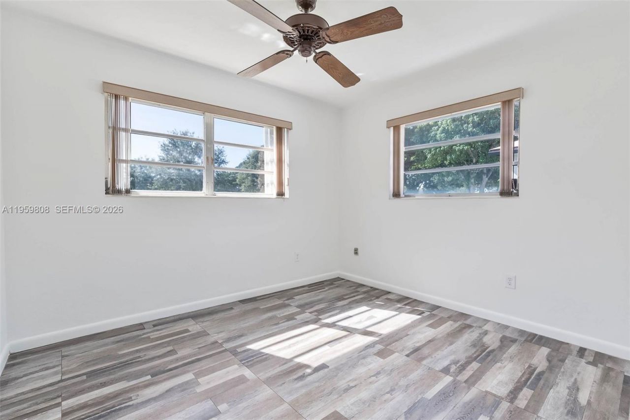 9801 SW 99th St , Miami, FL 33176 Photo