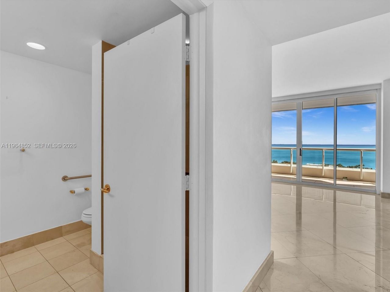 21150 Point Pl, Unit 2601, Aventura, FL 33180 Photo