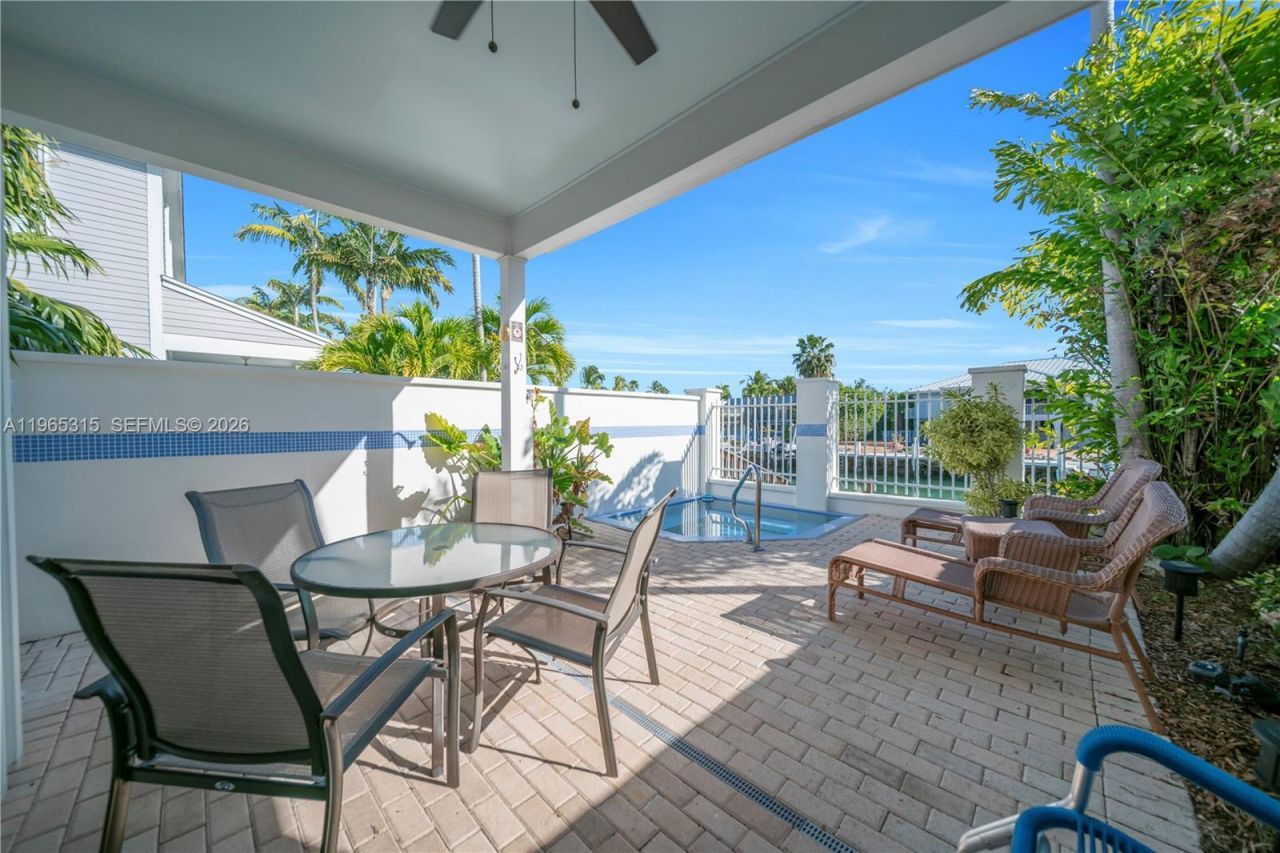 7026 Harbor Village Dr, Duck, FL 33050 Photo