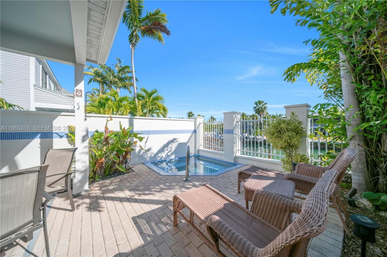 7026 Harbor Village Dr, Duck, FL 33050 Photo