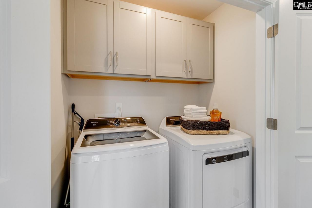 3016 Harborview Drive Photo 9