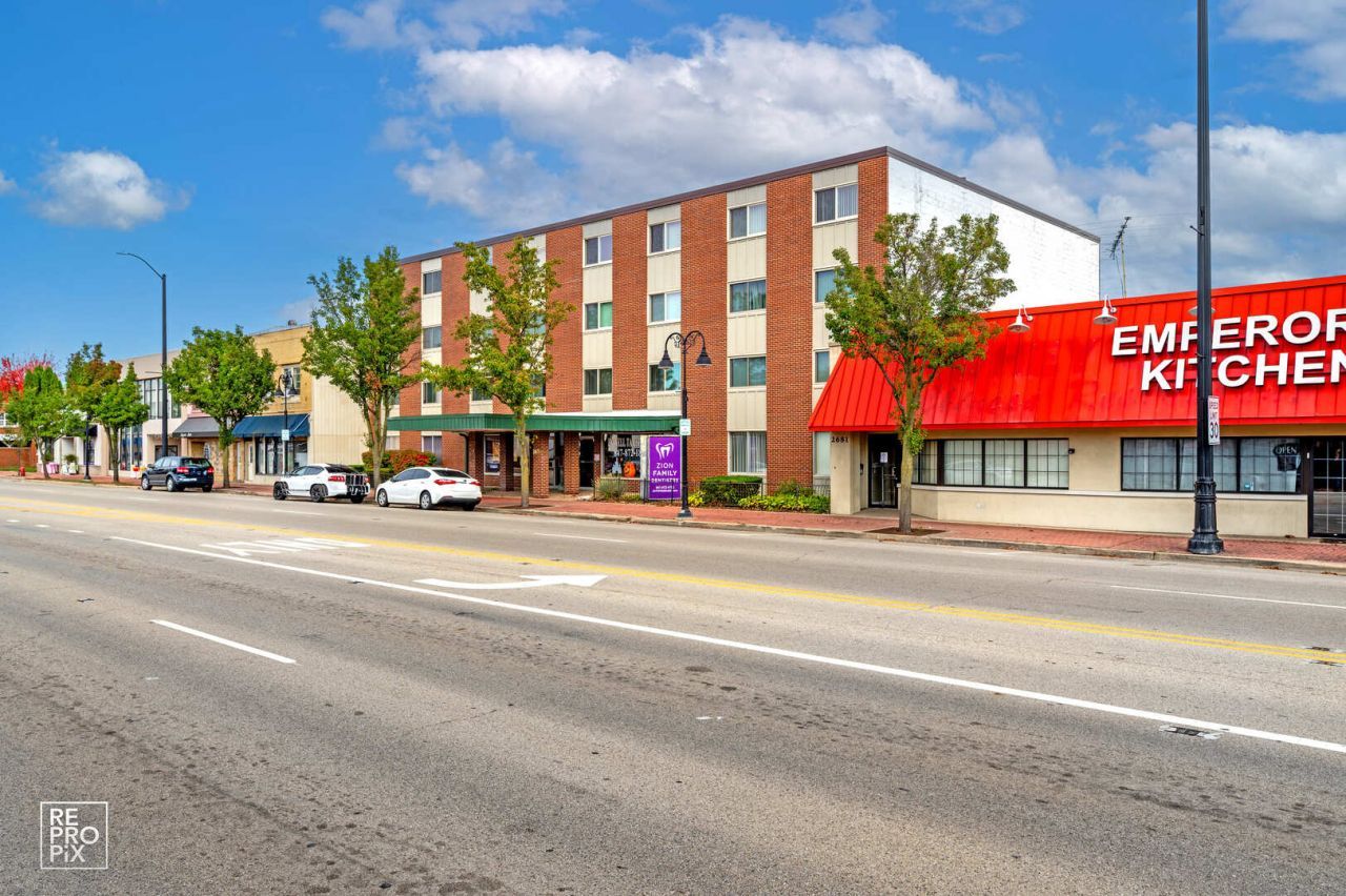 2671 Sheridan Road, Zion, IL 60099