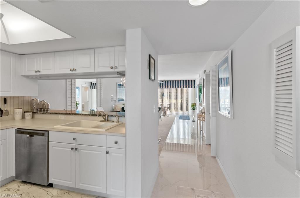 20121 Ian Ct, Unit 208, Estero, FL 33928 Photo