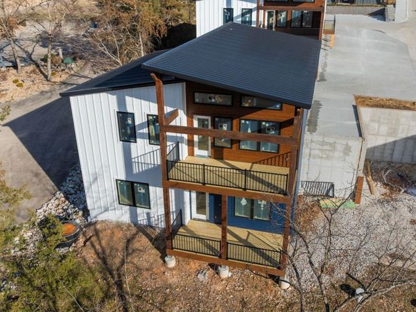 72 Beech Drive , Unit 32, Reeds Spring, MO 65737