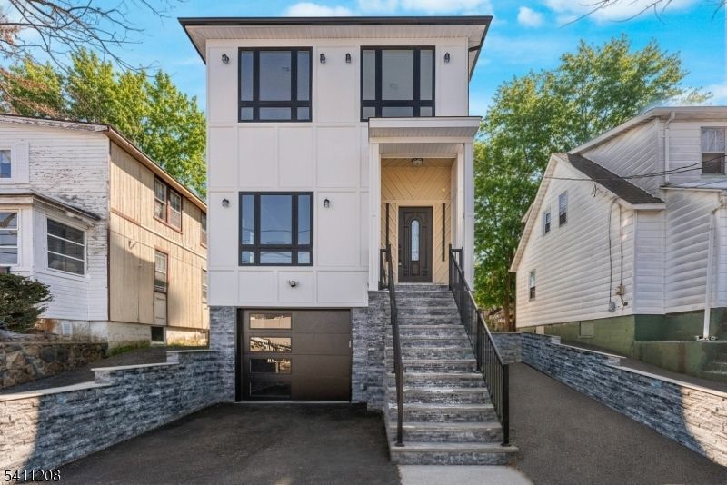 784 Valley St, Union, NJ 07088 Main Photo