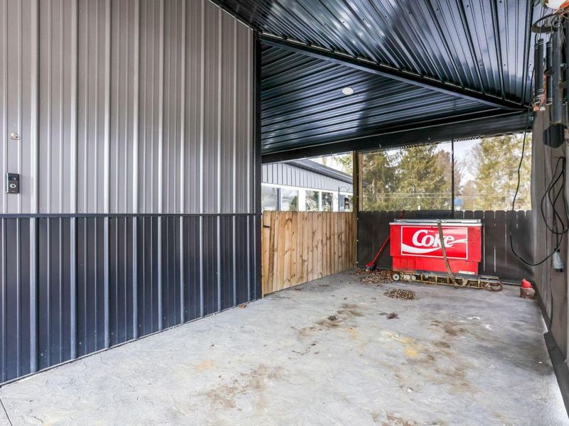 423 Donahey Drive, Unit 3, Utica, OH 43080 Photo 15