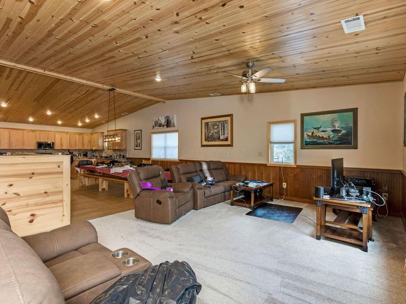 423 Donahey Drive, Unit 3, Utica, OH 43080 Photo 47