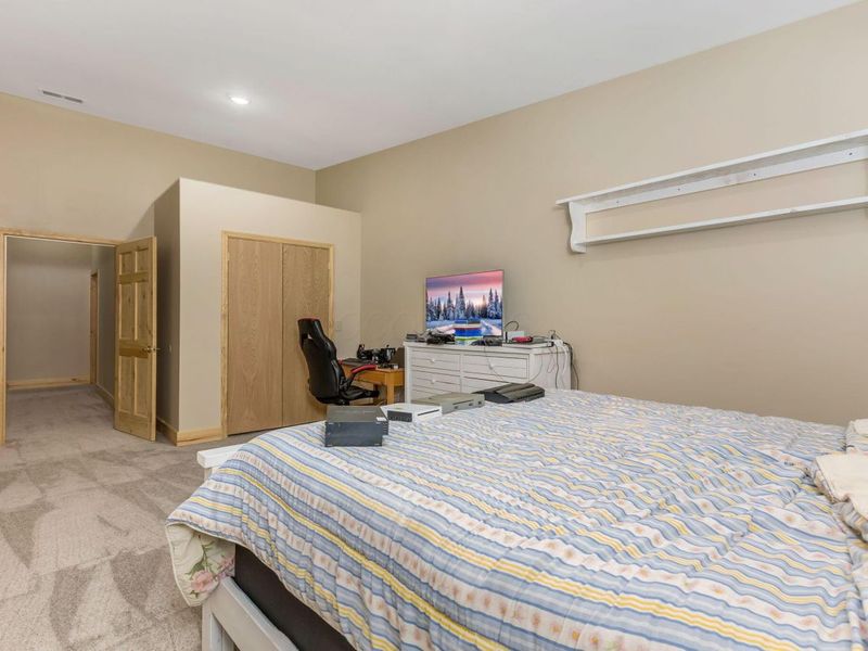 423 Donahey Drive, Unit 3, Utica, OH 43080 Photo 54