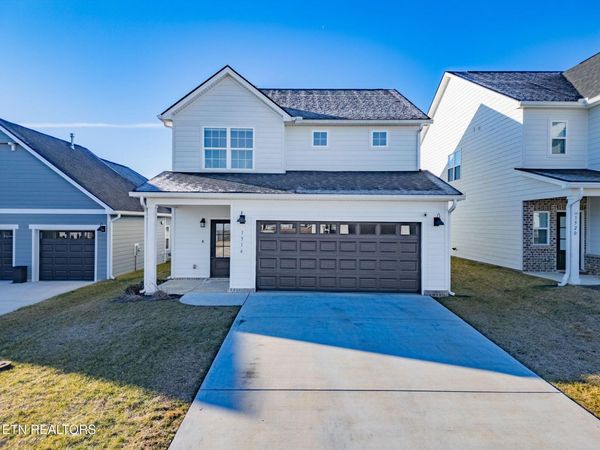 1516 Spring Berry Lane, Knoxville, TN 37924