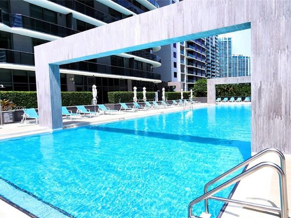 45 SW 9th St, Unit 2108, Miami, FL 33130