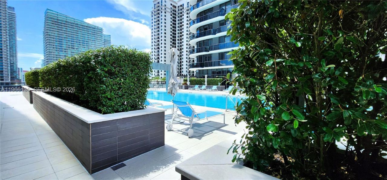 45 SW 9th St, Unit 2108, Miami, FL 33130 Photo