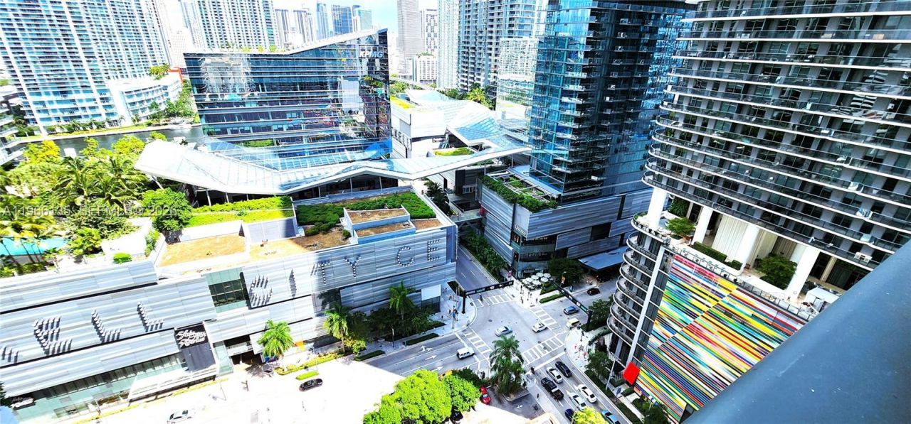 45 SW 9th St, Unit 2108, Miami, FL 33130 Photo