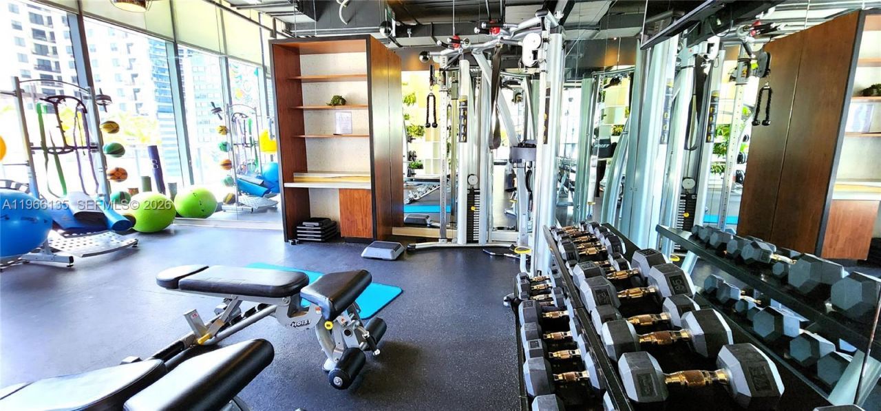 45 SW 9th St, Unit 2108, Miami, FL 33130 Photo