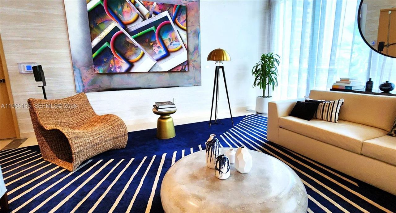 45 SW 9th St, Unit 2108, Miami, FL 33130 Photo