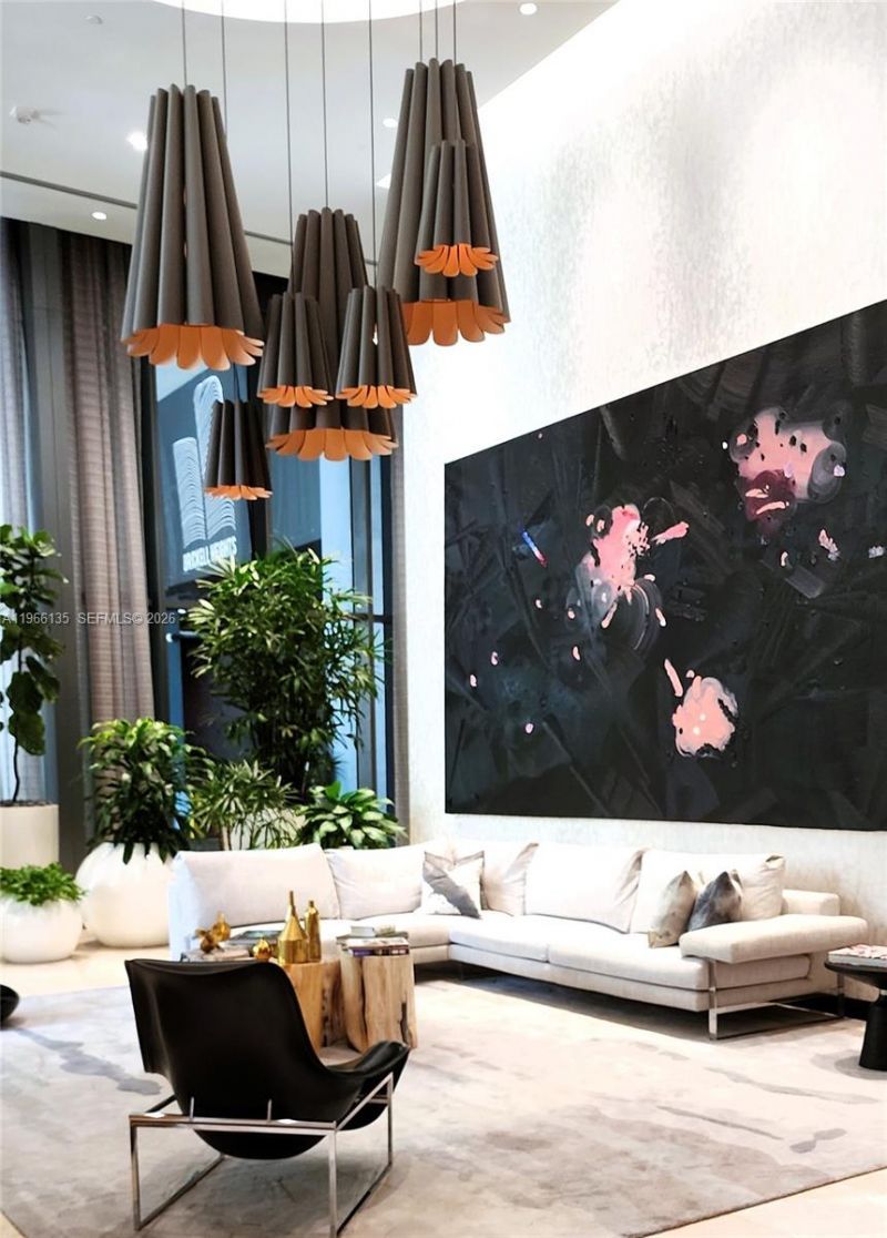 45 SW 9th St, Unit 2108, Miami, FL 33130 Photo