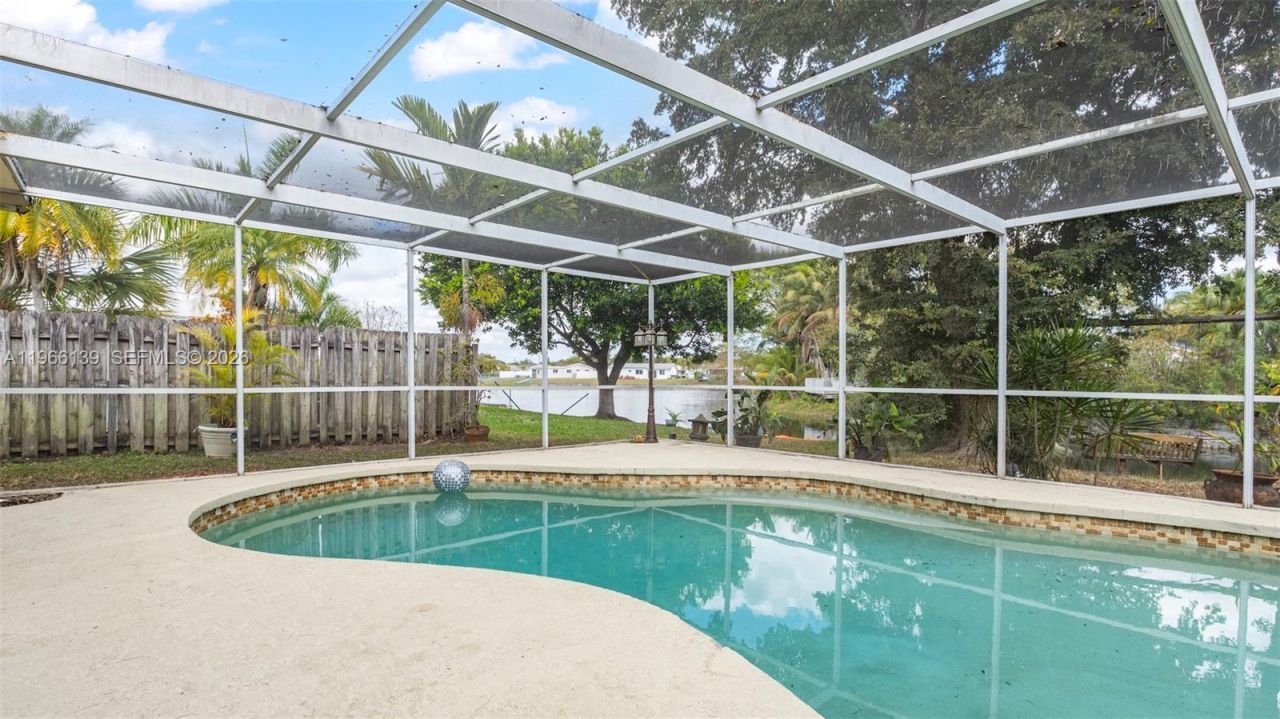 2040 NW 66th Ave, Margate, FL 33063 Photo