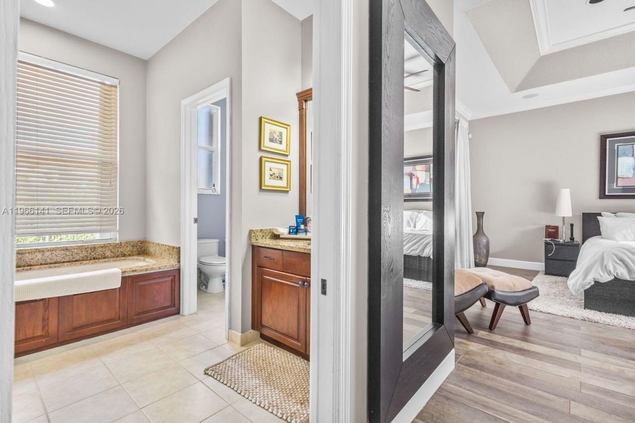 2488 Eagle Run Dr , Weston, FL 33327 Photo