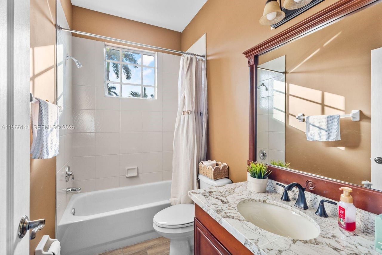 2488 Eagle Run Dr , Weston, FL 33327 Photo