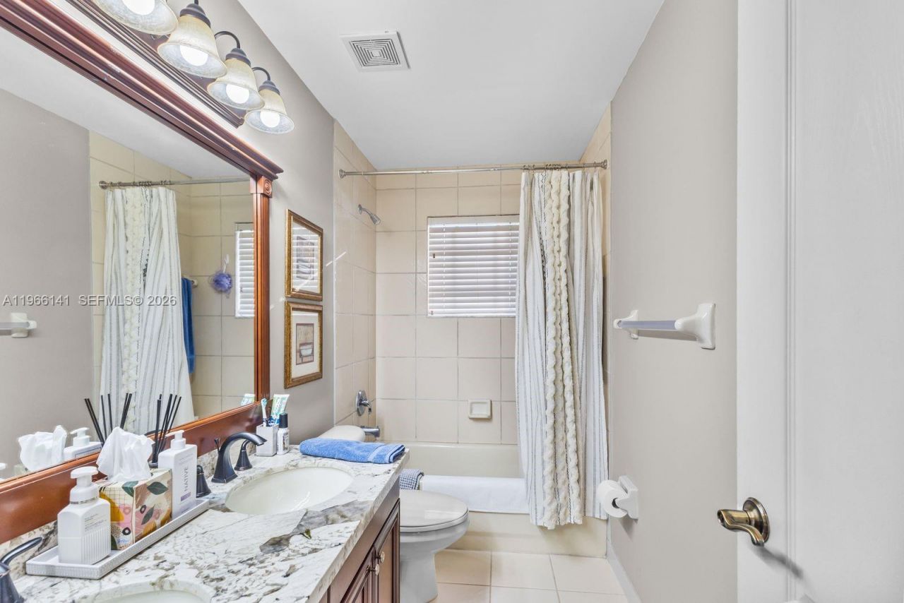 2488 Eagle Run Dr , Weston, FL 33327 Photo