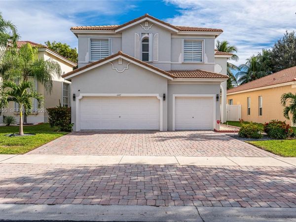 1147 NE 37th Place, Homestead, FL 33033