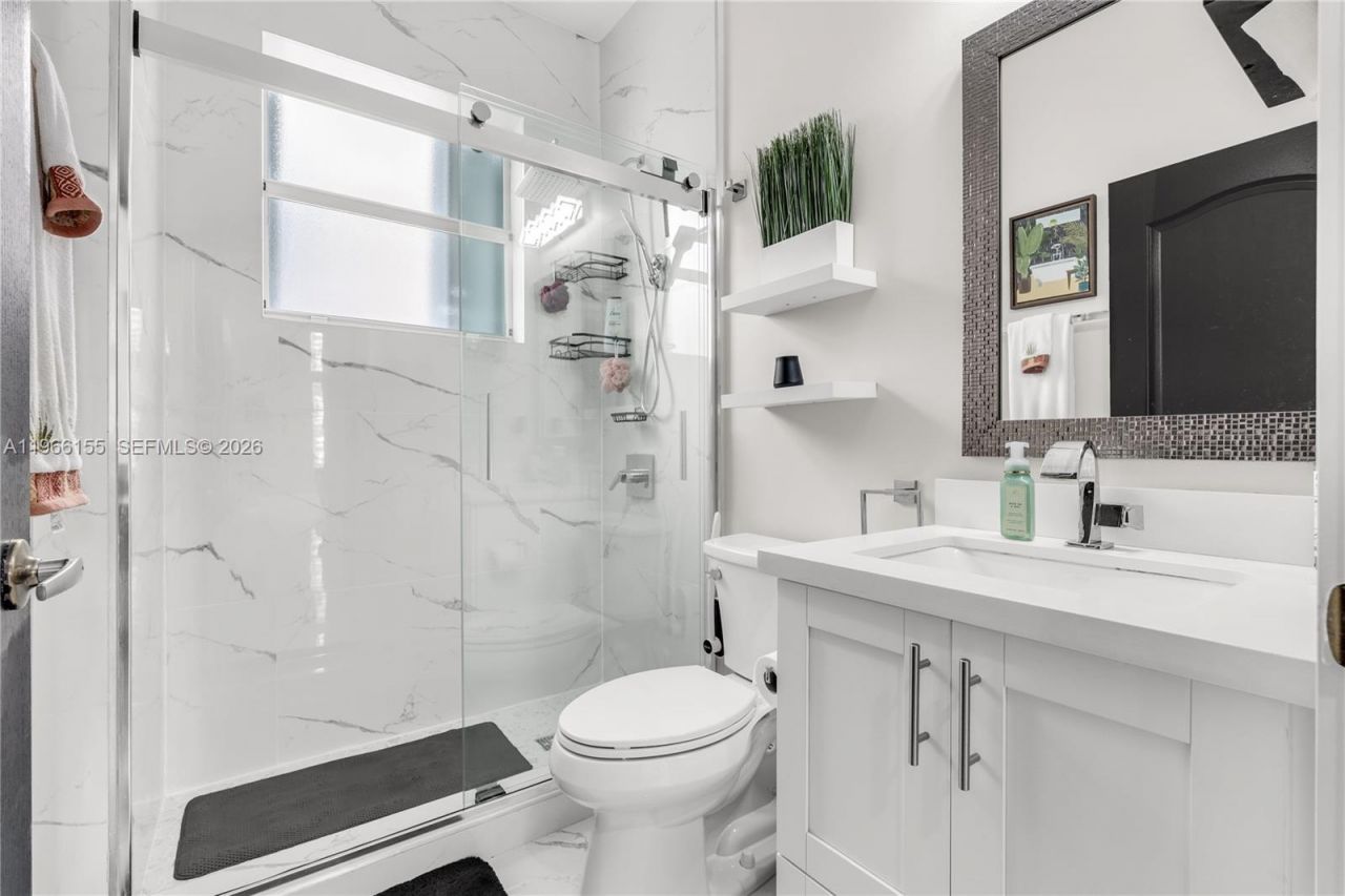 1147 NE 37th Place, Homestead, FL 33033 Photo