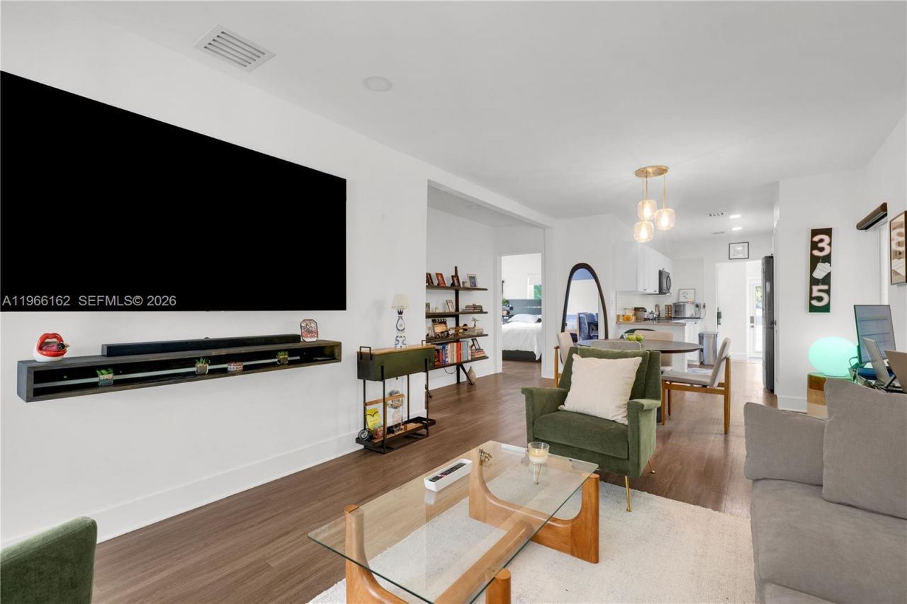 10070 N Miami Avenue , Miami Shores, FL 33150 Photo