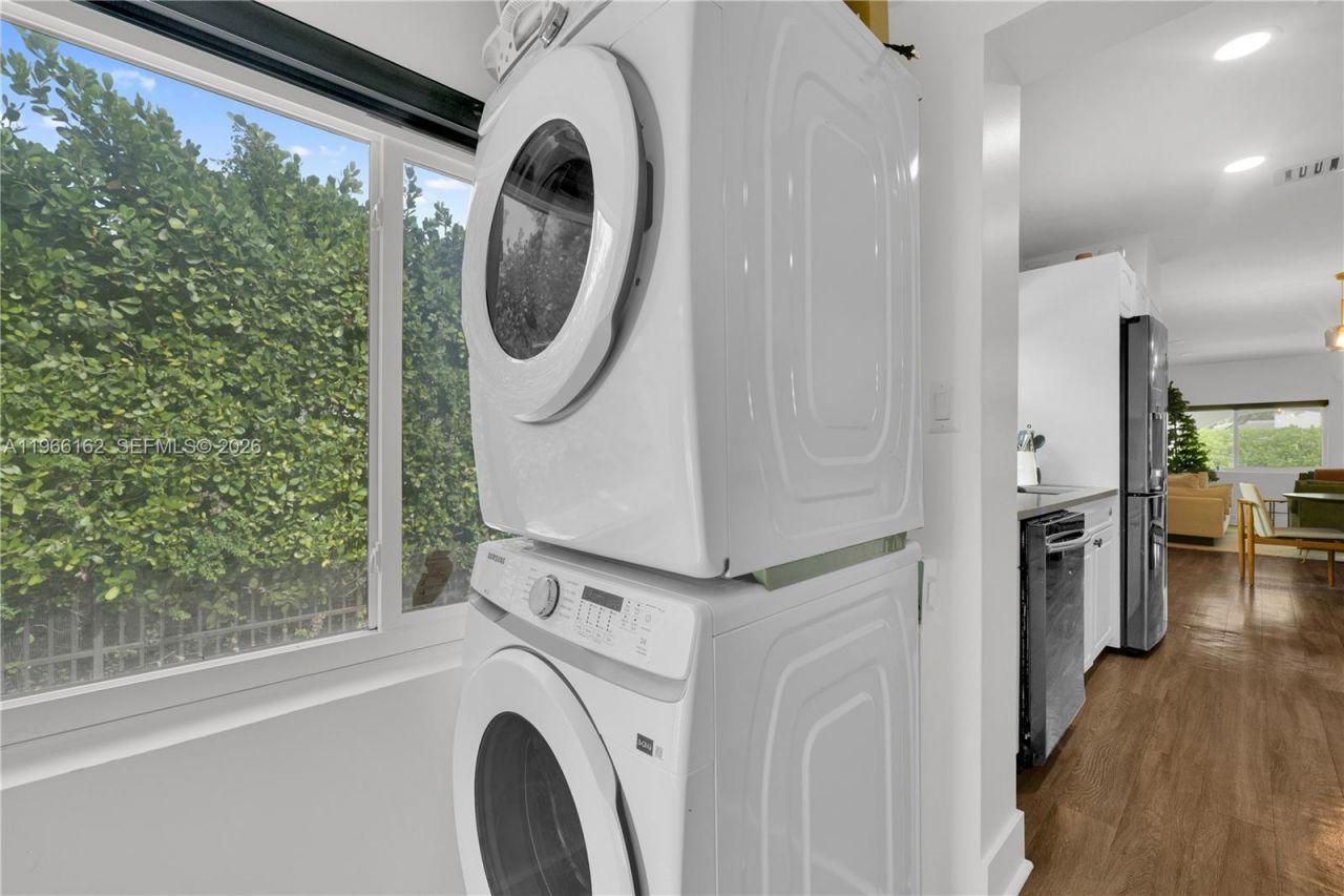 10070 N Miami Avenue , Miami Shores, FL 33150 Photo