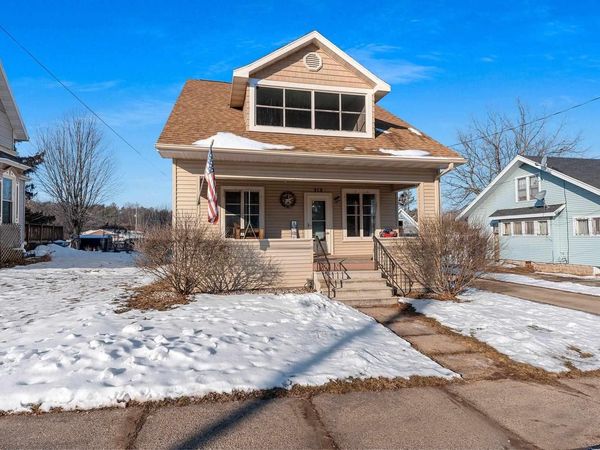 313 S MILL STREET, Hortonville, WI 54944