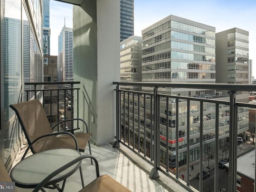 2101 Market Street, Unit 805, Philadelphia, PA 19103 Main Photo