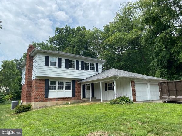134 CHAPEL HILL DRIVE, NEWARK, DE 19711