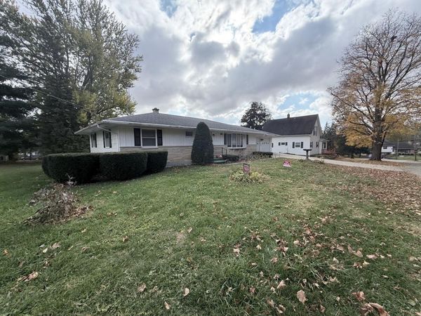 214 Long Street, WARREN, IL 61087