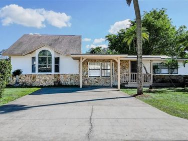 599 CAROLINA AVENUE, FORT MYERS, FL 33905